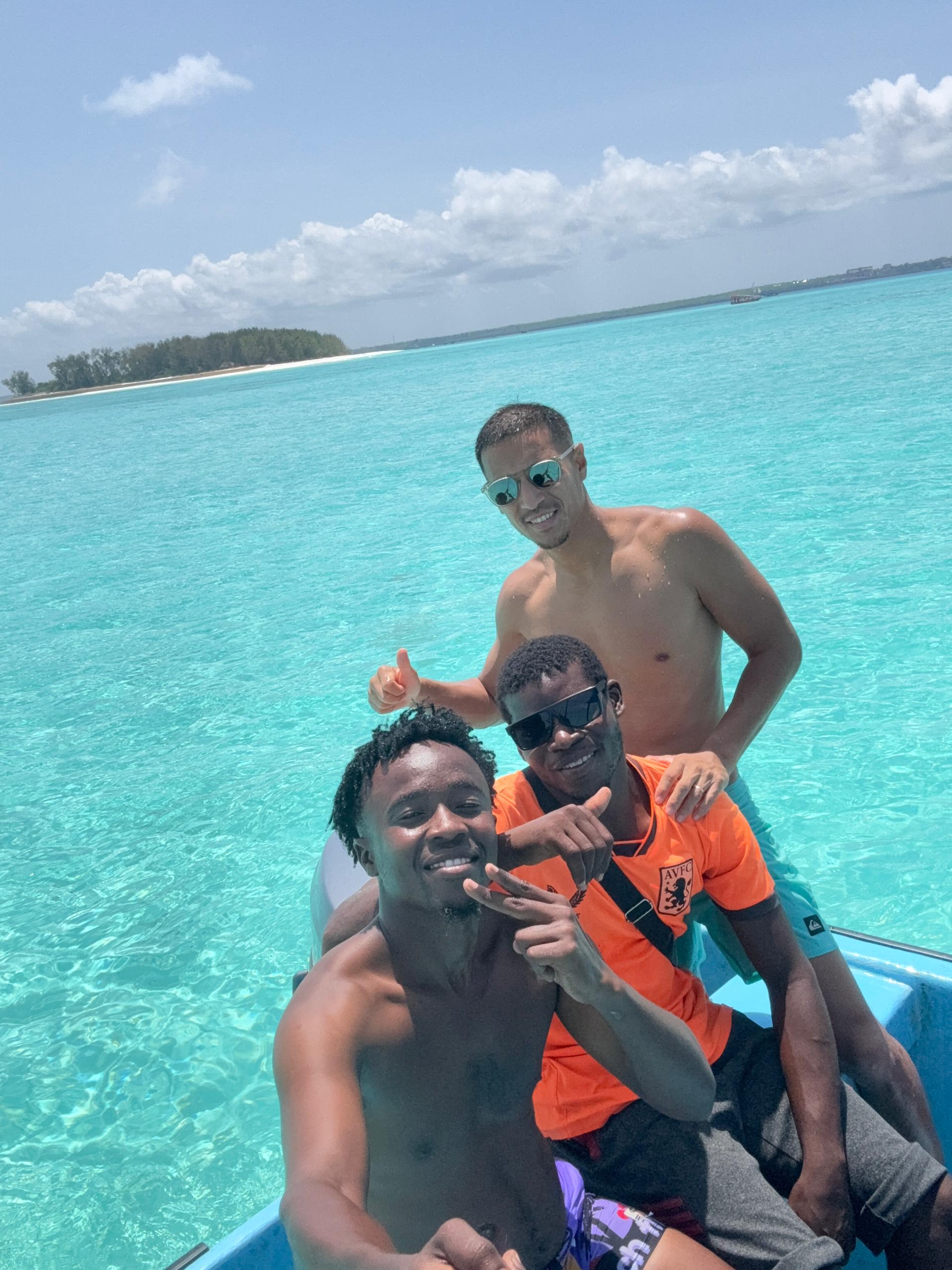 Île Mnemba — Dauphins & Snorkeling 8
